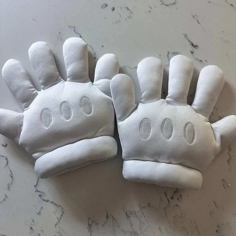 Super Nintendo World Exclusive Super Mario Gloves(Halloween/Costume Accessory) - Picture 1 of 4